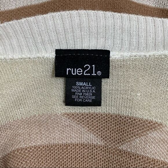 Long Sleeve Aztec Print Open Front Rue21 Cardigan Size Small - Picture 2 of 6